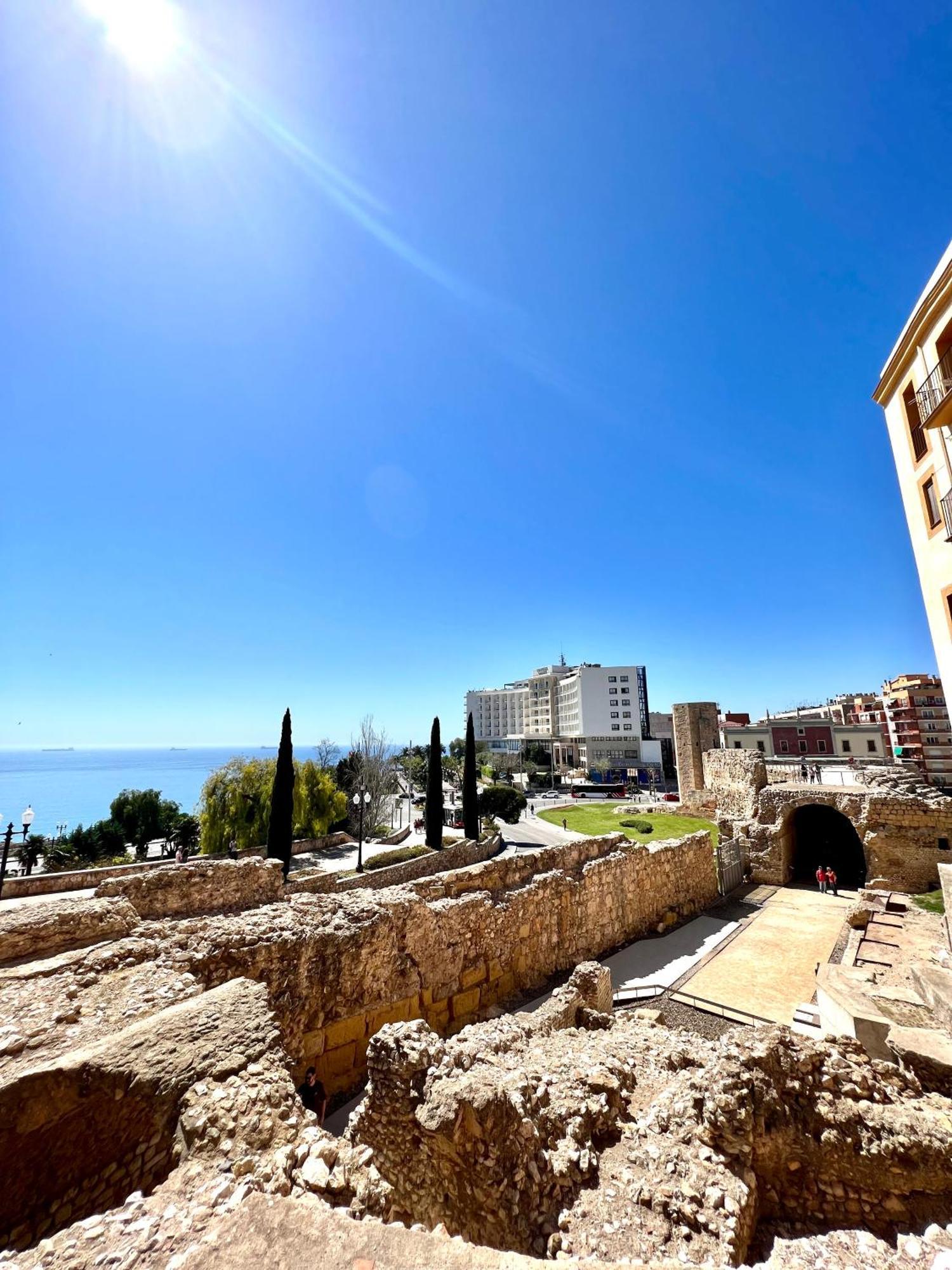 טראגונה Acogedor Apartamento Enfrente De La Catedral מראה חיצוני תמונה